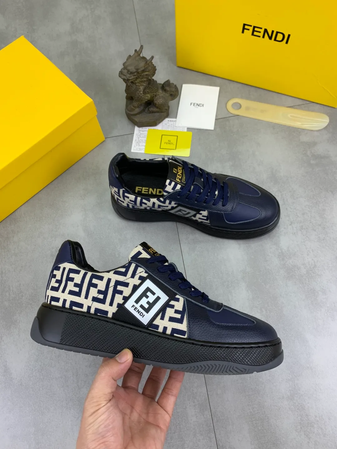 ​Men's shoes 💰P440 💰【New】Little monster 🆘 New FENDI 🕶️🕶️Simple routing effect, showing an elegant and cool driving shoe 🎬Using imported calfskin + first-layer pigskin lining🐂Excellent material🎬Detailed workmanship 🤗Comfortable foot feel➰➰. ​Pair it with any outfit to show your taste and temperament, low-key luxury ♻️Design ​simple and elegant ​noble and fashionable 🍃​Very loved and favored by trendy men 💓❤️size: 38-44 4️⃣colors available